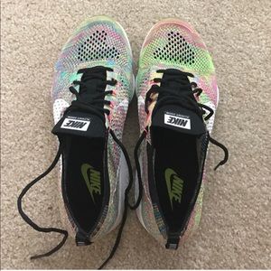 Nike Flyknit Agility multicolor sneaker size 9
